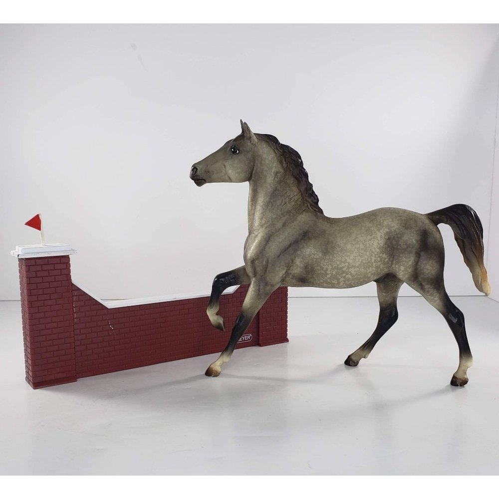 Breyer Horse Classic Hugo Saddle Club Eventing Dapple Grey Black Beauty #61105 - Picture 1 of 13